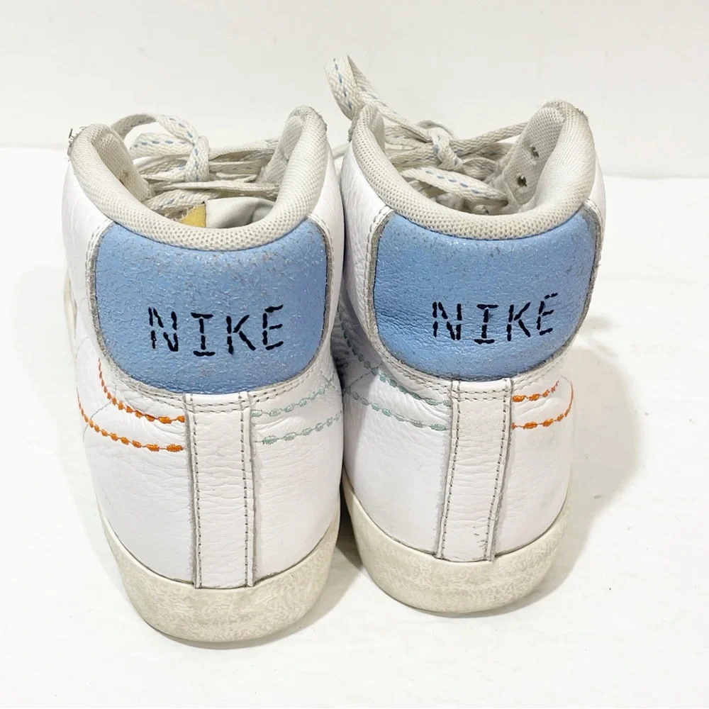Nike Size 8 Blazer Mid 77 DX2350-100 White Leather Sneaker‎